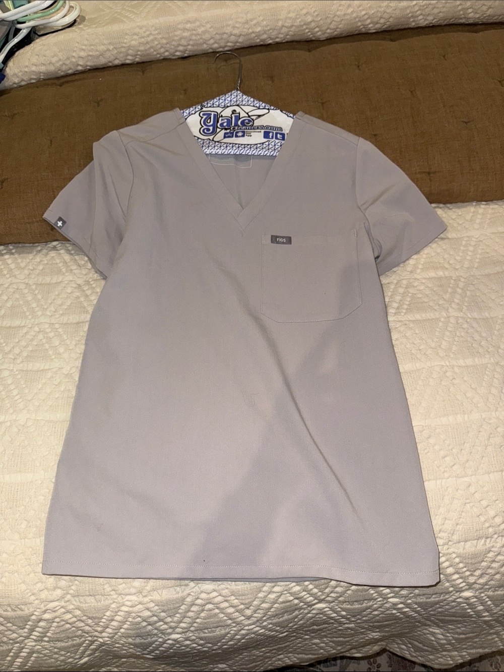 Figs V-Neck Scrub Top in Light Gray